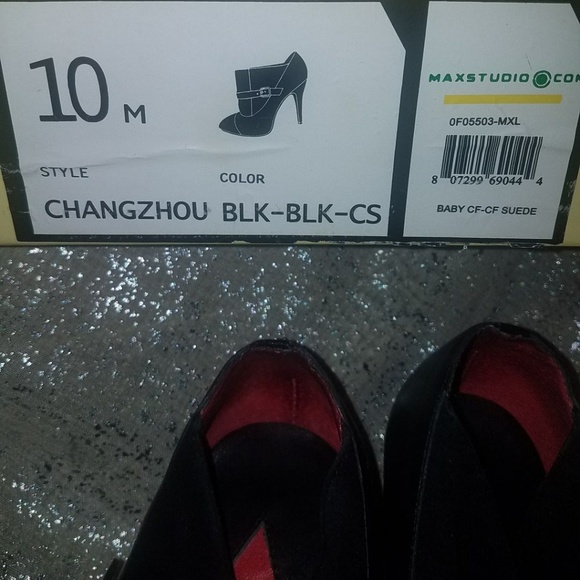 Shoes - Picture 3 of 3